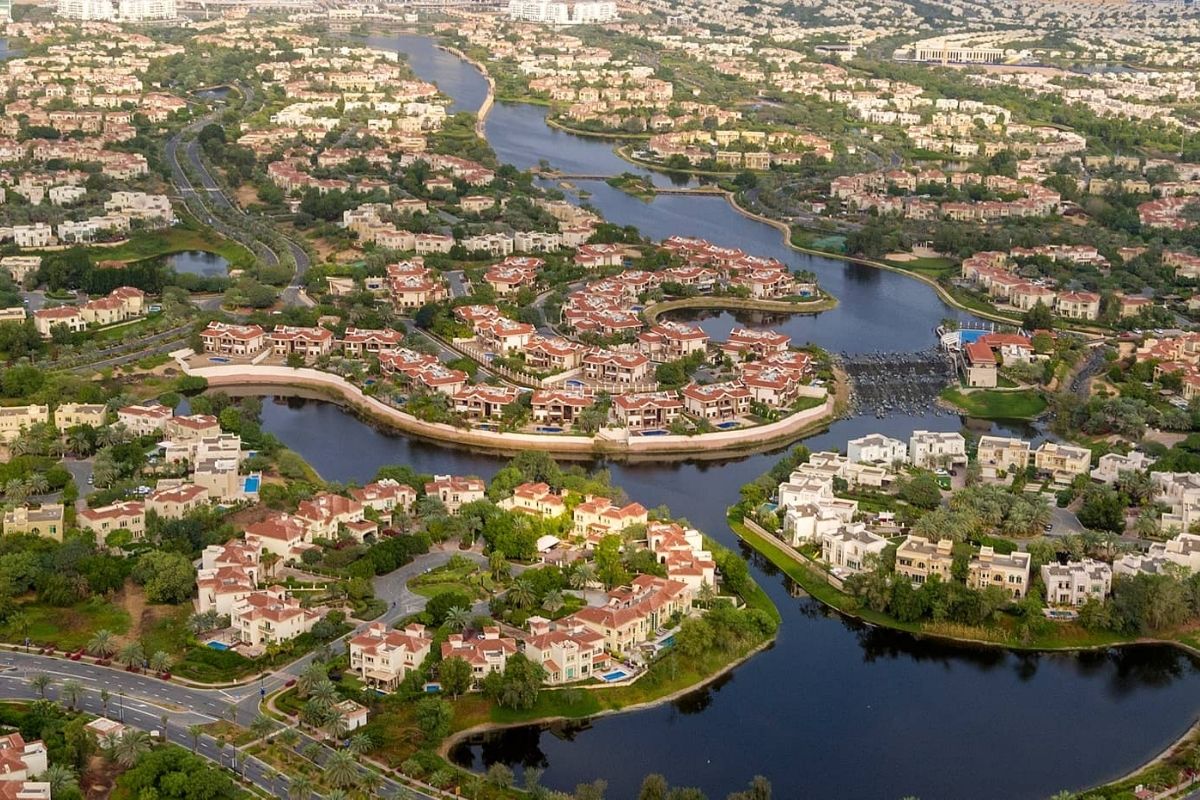 Jumeirah Islands logo